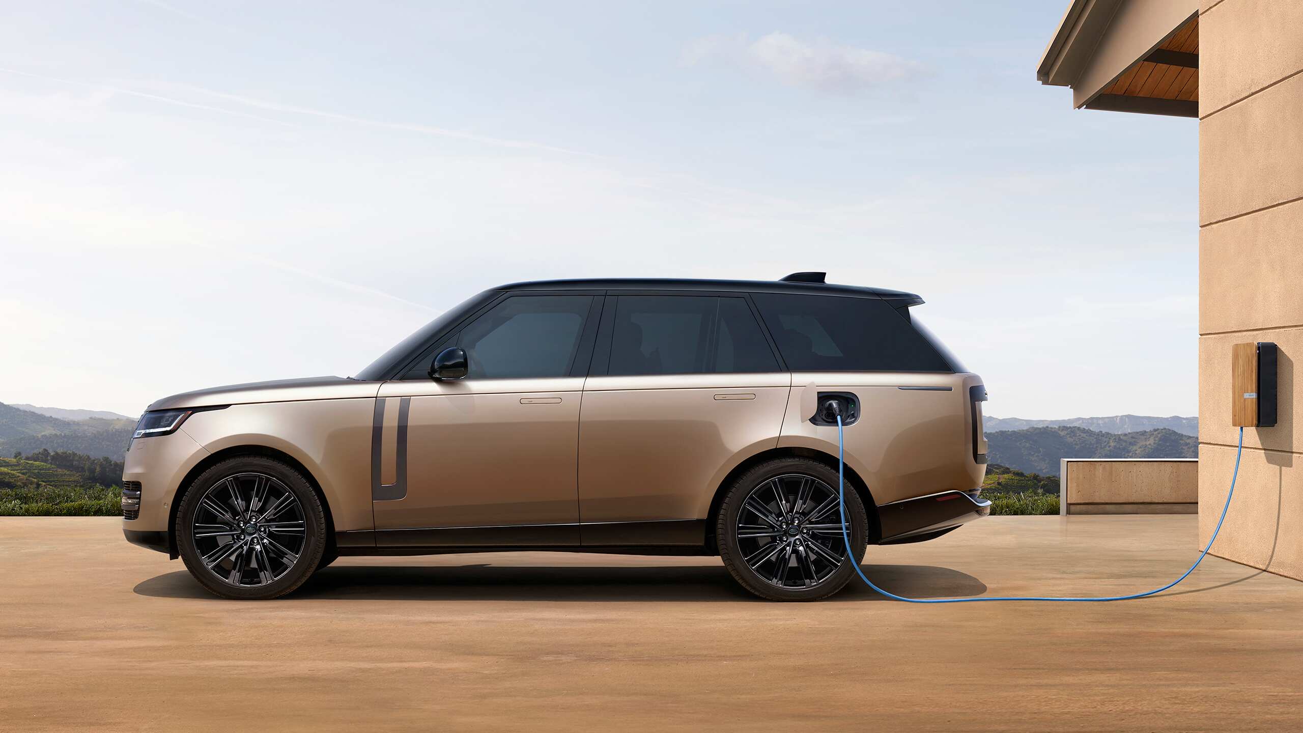 Range Rover Classic The Original Luxury SUV Range Rover Classic The Original Luxury SUV