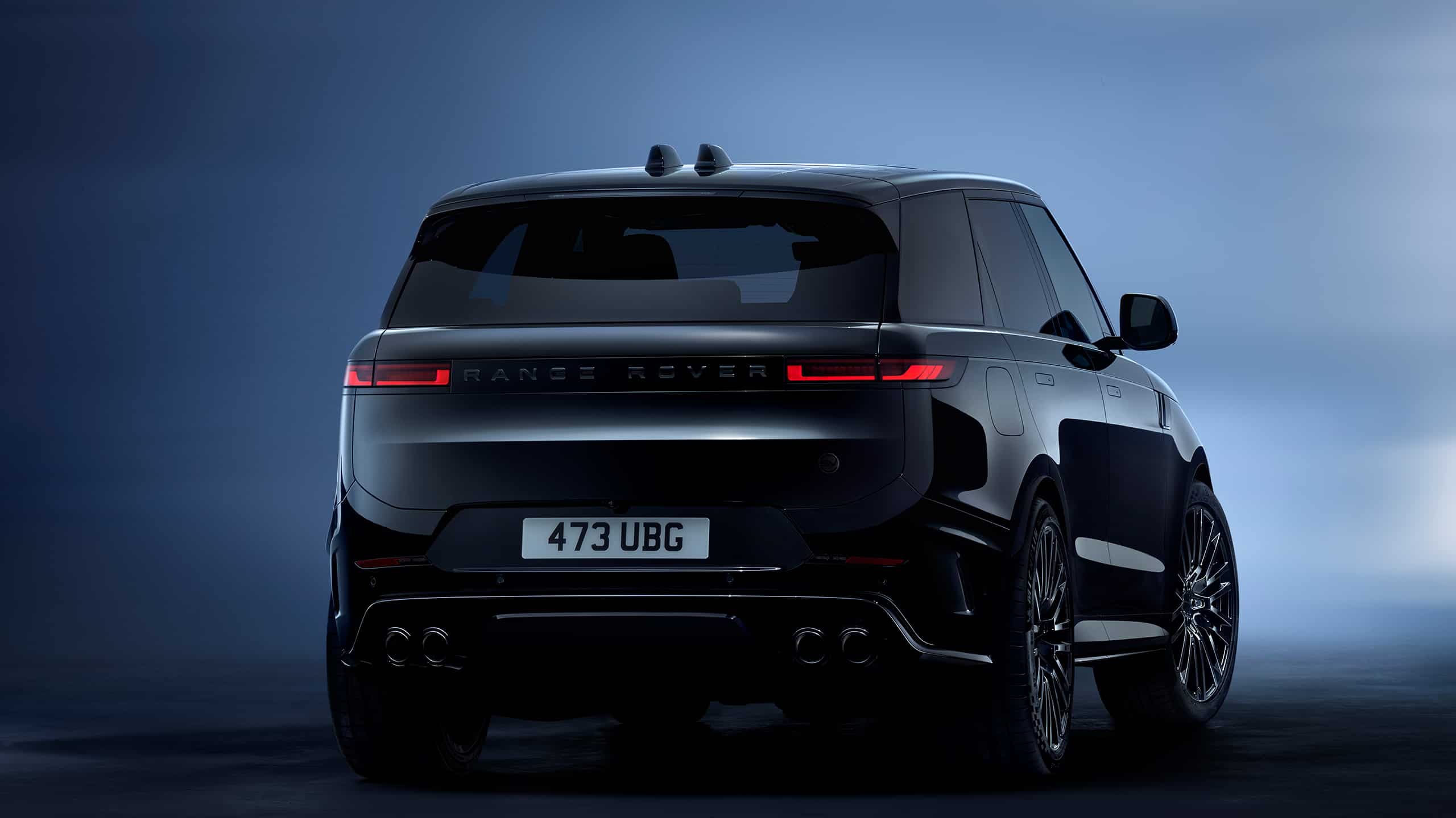 Range Rover Sports SV black back view