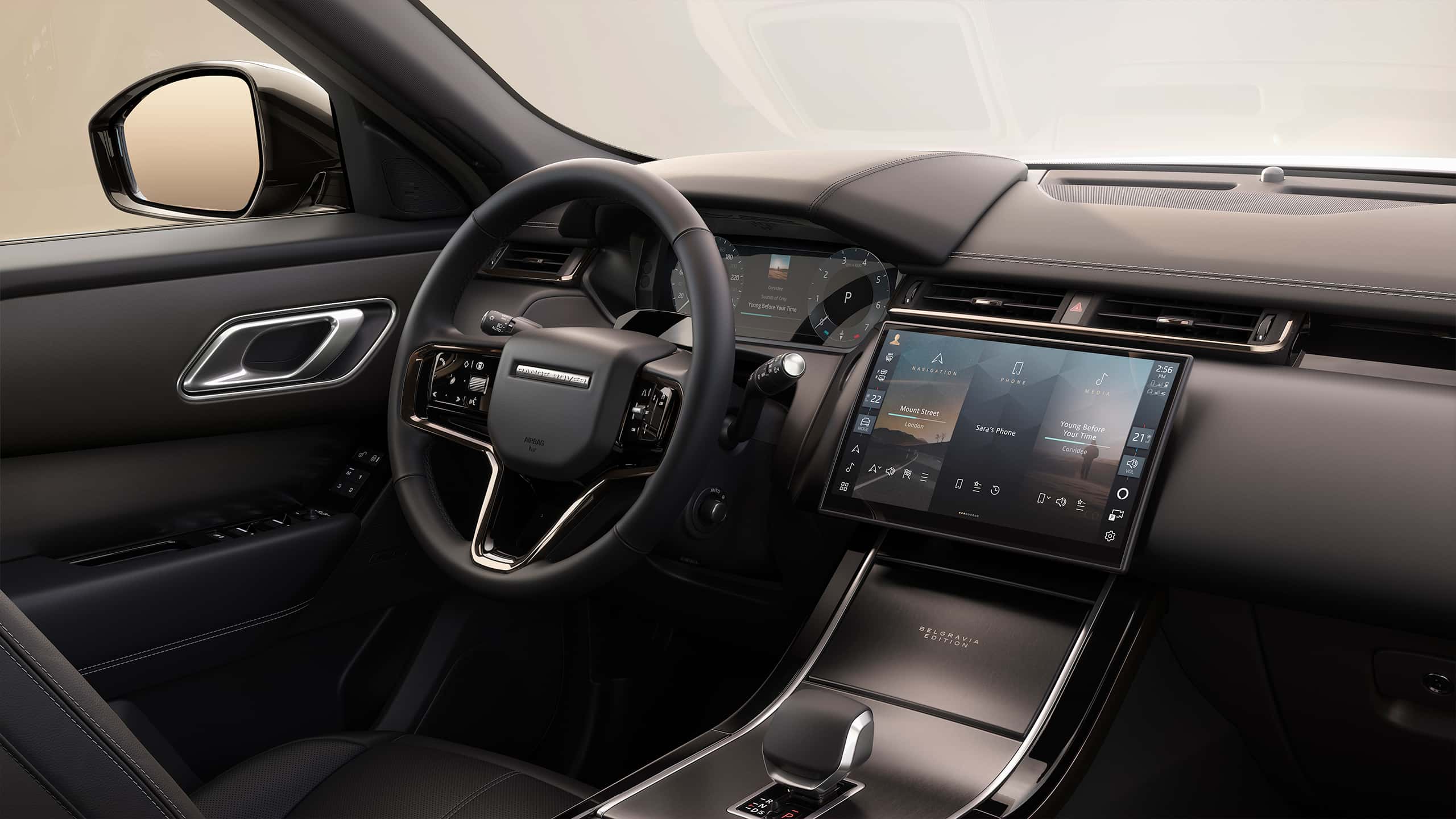 Infosystem display of ranger rover velar